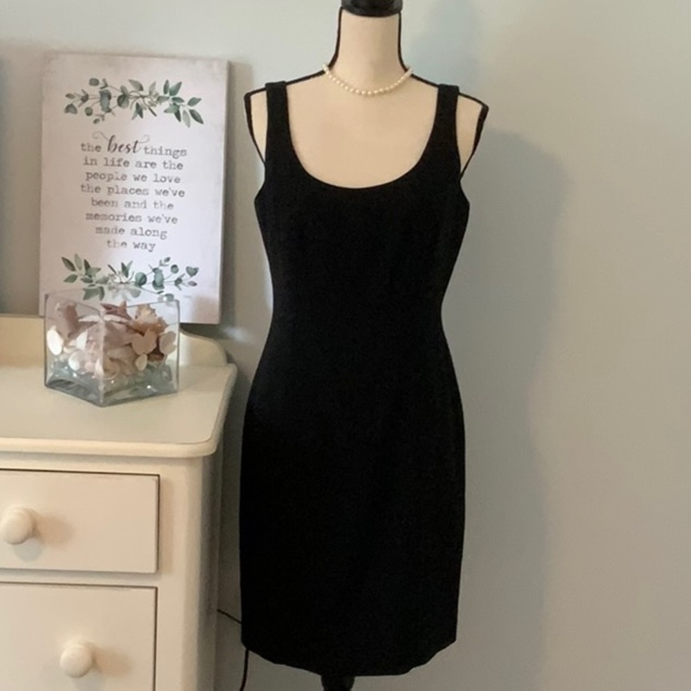 Laundry by Shelli Segal. Crepe tank dress.